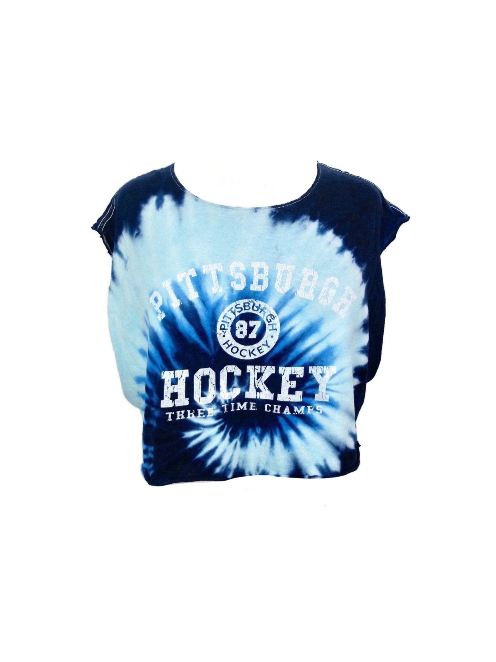 Vintage 90Er Jahre Y2K Athletic Utility Blue Tie Dye Pittsburgh Hockey Sleeveless Crop Top Baumwolle T-Shirt | Damen Größe Medium M von TheeCultivator