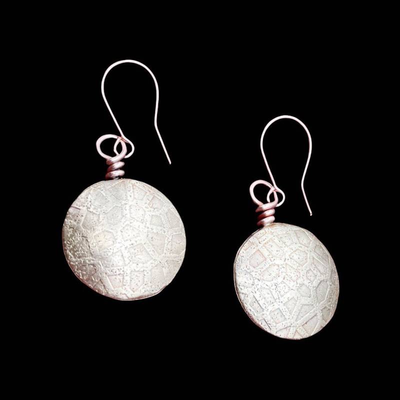 Messing Animal Print Ohrringe. Kupfer Und Ohrringe Auf Draht Oder Clip-Ons. Handgefertigte Designer Light Weight von Thefuncompany