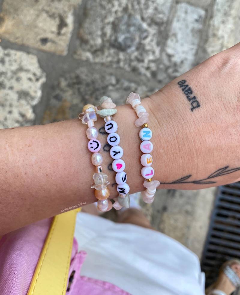 Personalisiertes Armband Name Süßwasserperlen Namensarmband von ThelabelDrowna