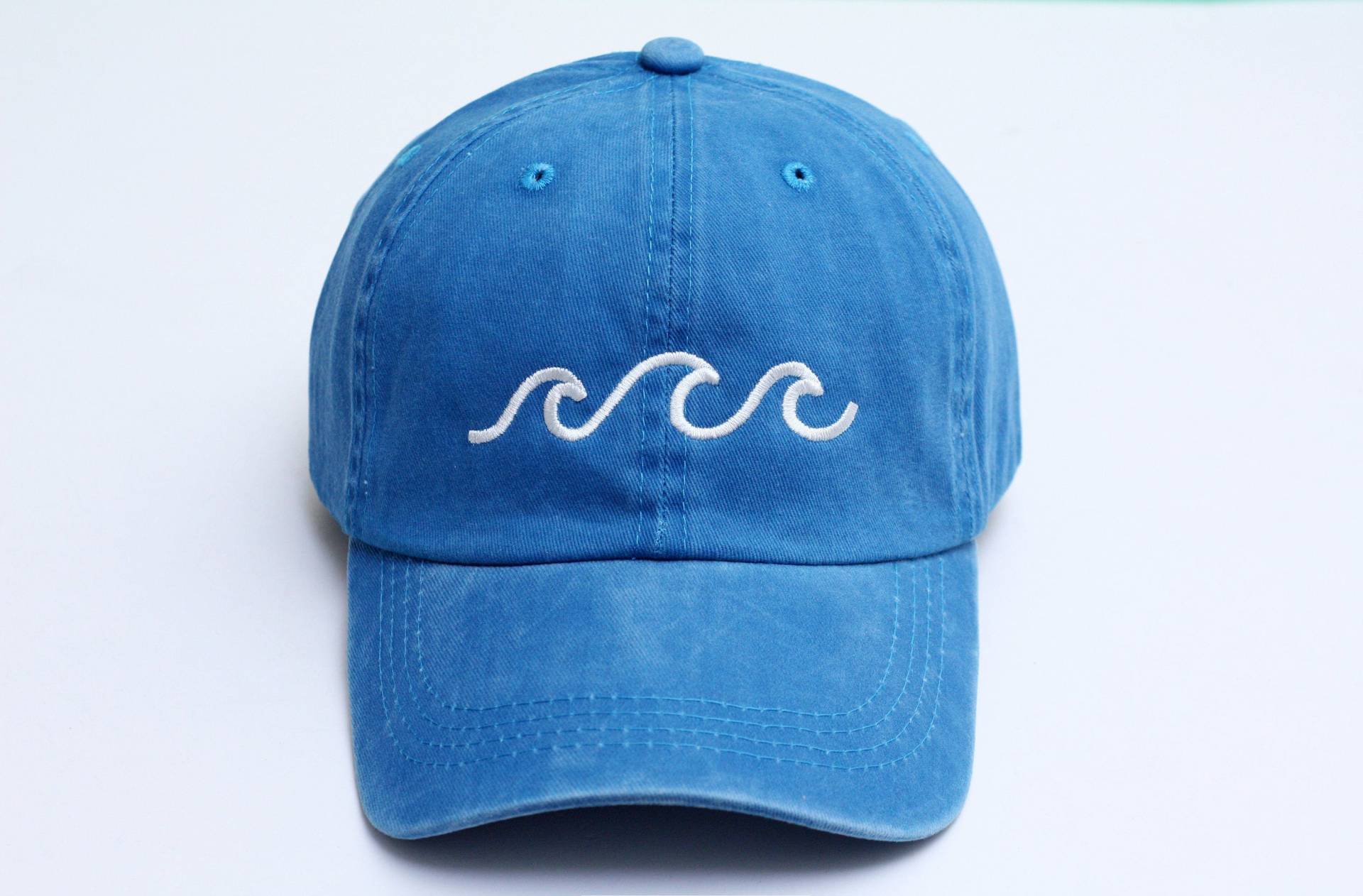 Bestickte Wave Washed Cotton Dad Hat Personalisierte Initialkappe von ThemostStitch