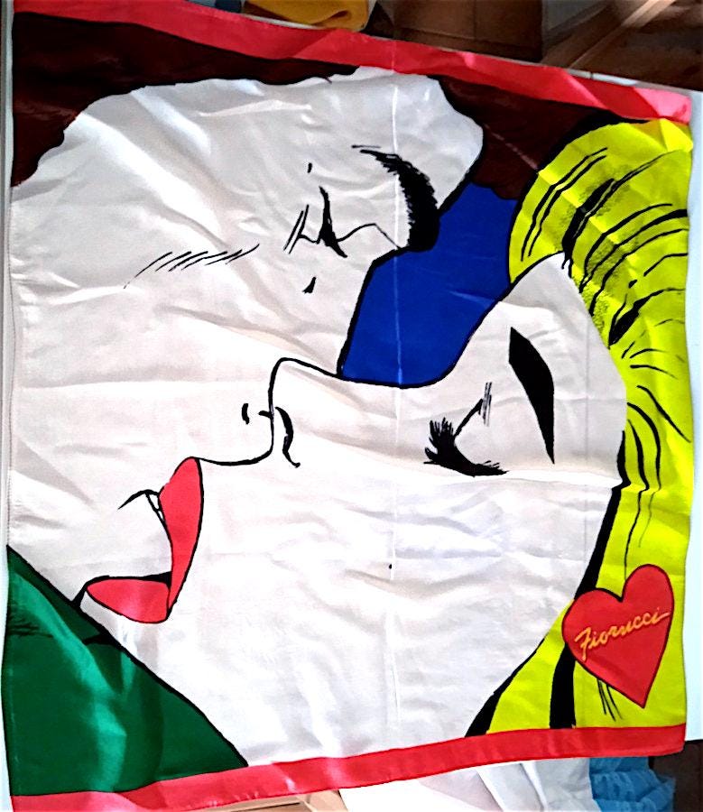 Fiorucci 70Er Jahre Italien Vintage Super Seltenes Großes Acetat Foulard Kuss - Und Schönes von ThemyciaManu