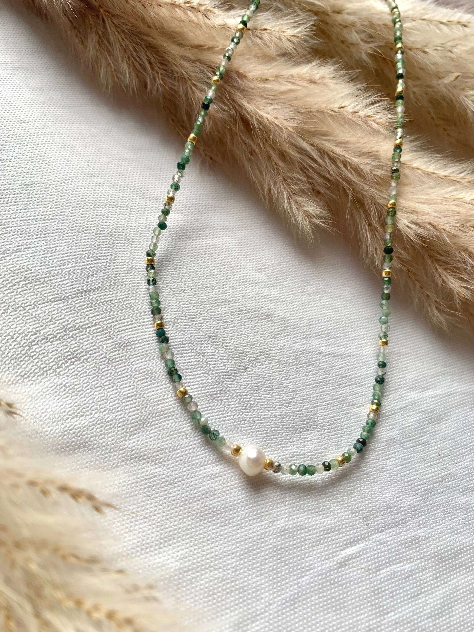 Edelstein Perlenkette Mit Achat Perlen Und Süßwasserperle von ThepearlnextdoorDE