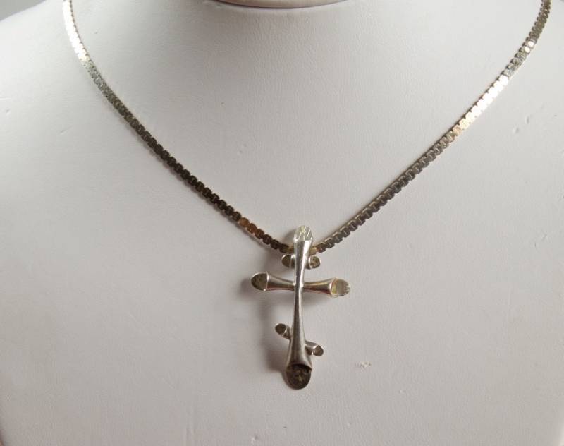 Handwerker Sterling Kreuz An Silber Kette von TheresaWellsStifel