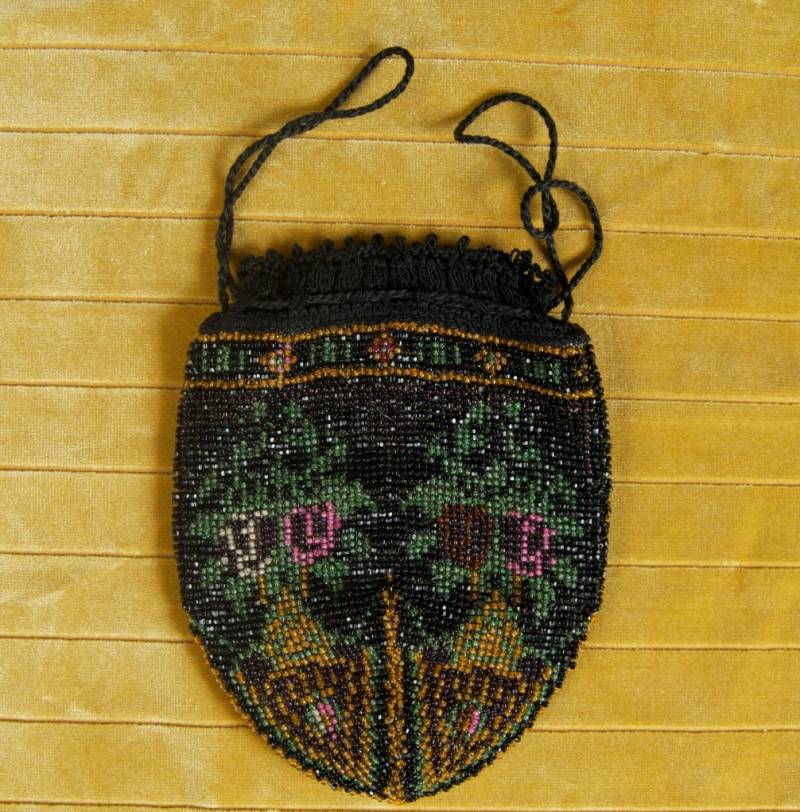 Sale Was 120 Fabelhafte Perlen Beutel Mit Blumenmotiv von TheresaWellsStifel