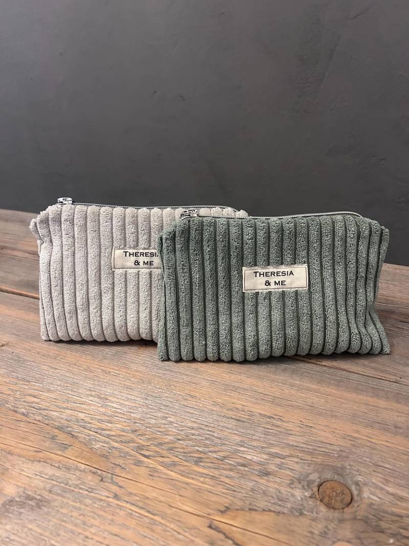Kosmetiktasche Aus Samt-Cord Mit Farblich Abgestimmten Innenfutter . Breitcord | |Schminktasche Tasche Handmade von TheresiaAndMe