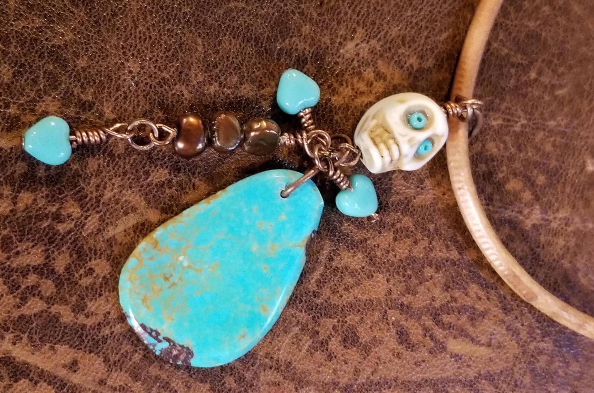 Anhänger Mit Kupfer Perlen Und Faux Türkis Anhänger Mit Kupfer Perlen Und Faux Türkis von Theturquoiseraven