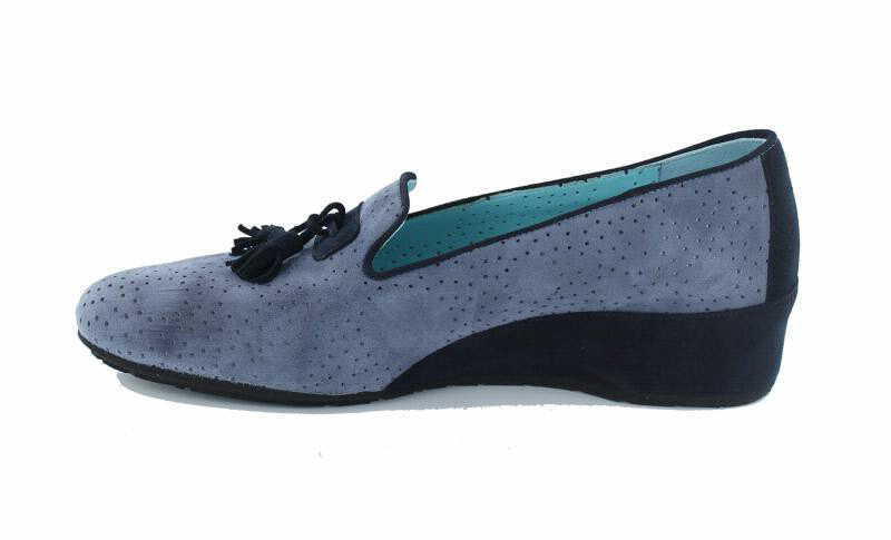 Sneaker in blau von Thierry Rabotin