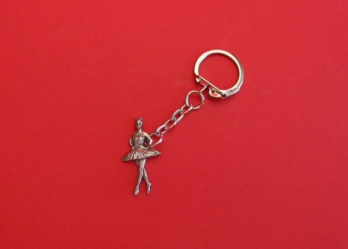 Ballerina Zinn Motiv Schlüsselanhänger Vatertagsgeschenk Tanzgeschenk von ThimblesnObjectDart