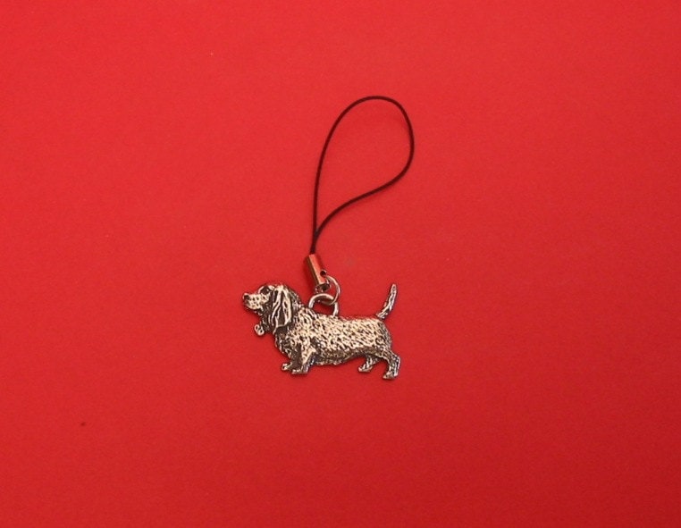 Basset Hound Dog Zinn Handy Charm Vet Mutter Vater Hund Geschenk von ThimblesnObjectDart