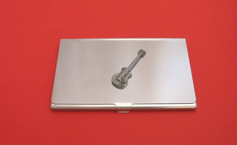 E-Gitarre Verchromt Kartenhalter Mit Von Hand Gegossen Zinn Motiv Rock Pop Country-Musik Geschenk E-Gitarre Verchromt Kartenhalter Mit Von Hand Gegossen Zinn Motiv Rock Pop Country-Musik Geschenk von ThimblesnObjectDart