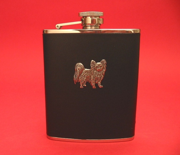 Papillon Hund Design Leder Schwarz 6Oz Flachmann Geschenk von ThimblesnObjectDart