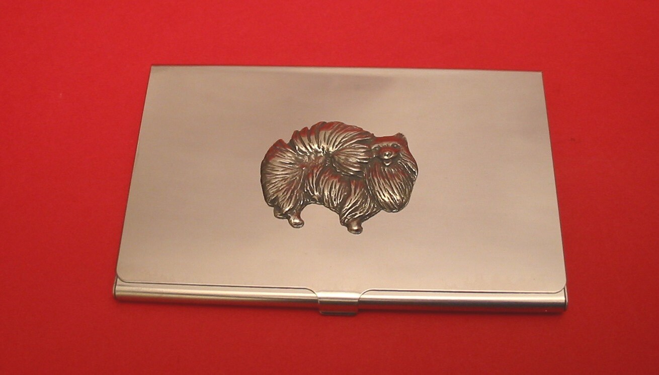 Pommerschen Hund Verchromt Kartenhalter Mit Hand-Cast-Zinn-Motiv-Mutter-Vater-Spitz-Geschenk Pommerschen Hund Verchromt Kartenhalter Mit Hand-Cast-Zinn-Motiv-Mutter-Vater-Spitz-Geschenk von ThimblesnObjectDart