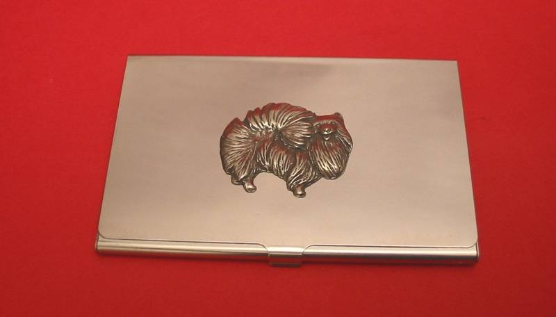 Pommerschen Hund Verchromt Kartenhalter Mit Hand-Cast-Zinn-Motiv-Mutter-Vater-Spitz-Geschenk Pommerschen Hund Verchromt Kartenhalter Mit Hand-Cast-Zinn-Motiv-Mutter-Vater-Spitz-Geschenk von ThimblesnObjectDart