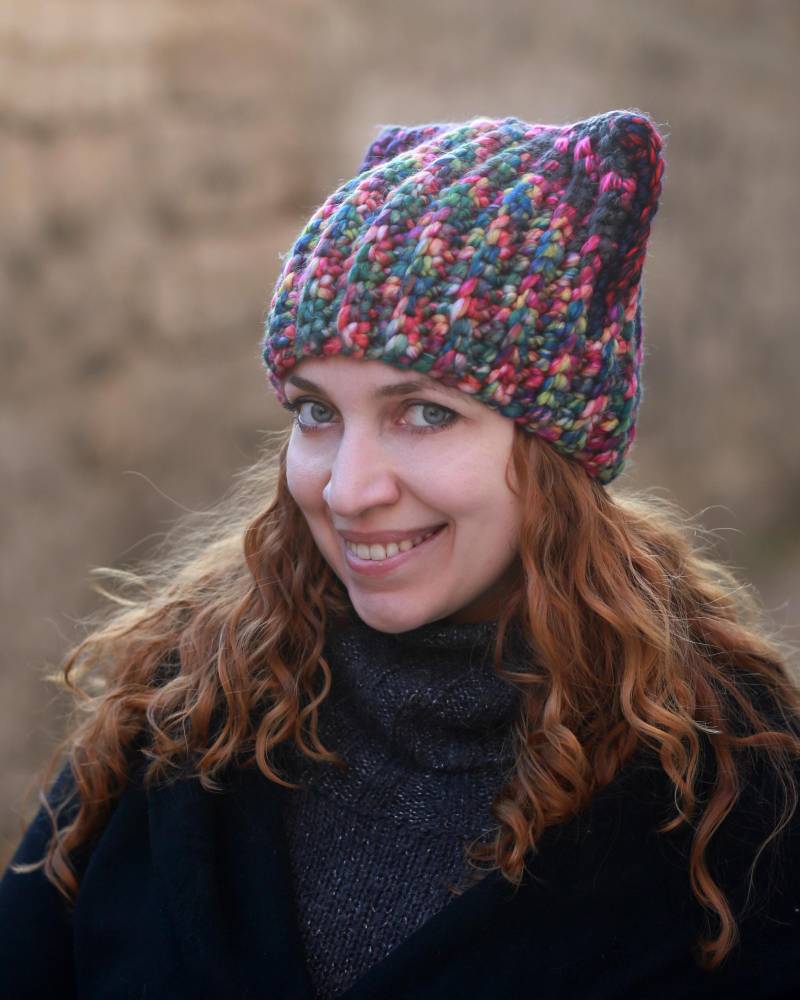 Handgemachte Regenbogen Häkeln Katzenohren Beanie - Unisex Wintermütze von ThingsFS