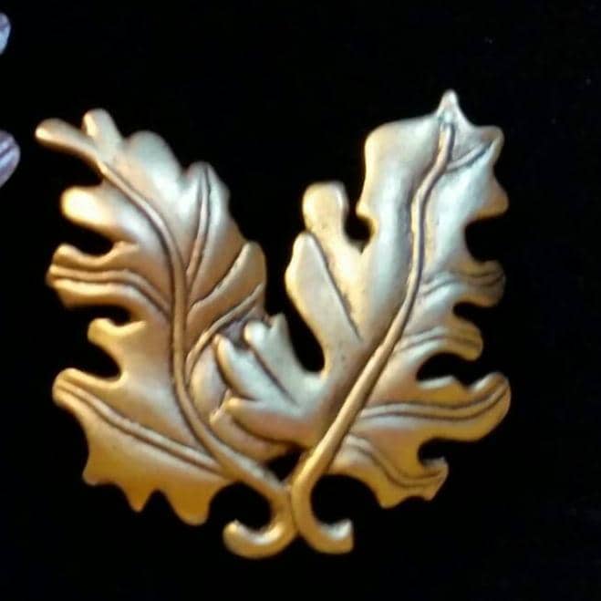 Danecraft Doppel Blattgold Brosche Danecraft Doppel Blattgold Brosche von ThingsGrandmaKept