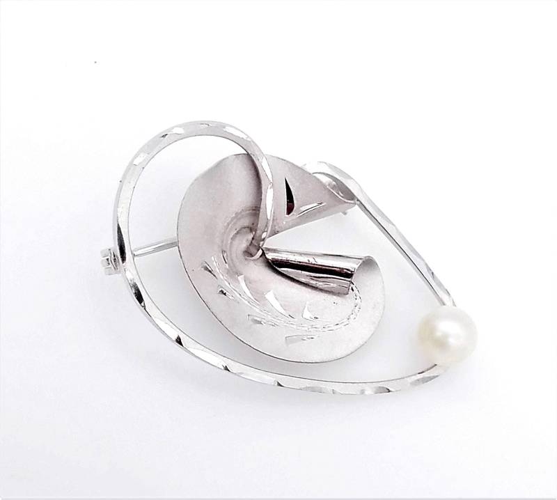 Geätzte Abstrakte Brosche Aus Sterlingsilber & Zuchtperle, Signiert Dce, Curtis Jewelry von ThingsGrandmaKept