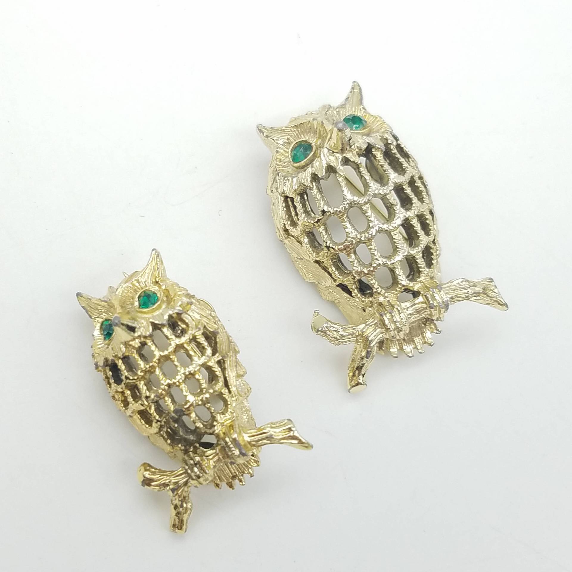 Set Mit Zwei Gerry's Gold Tone & Grün Strass Eulen Broschen Set Mit Zwei Gerry's Gold Tone & Grün Strass Eulen Broschen von ThingsGrandmaKept