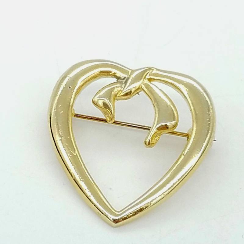 Vintage Gold-Ton-Offenes Herz-Bogen-Brosche Vintage Gold-Ton-Offenes Herz-Bogen-Brosche von ThingsGrandmaKept