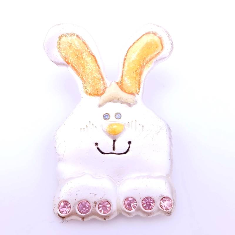 "Vintage "Honey Bunny" Silberfarbene & Orange Emaille Osterhasen-Brosche Mit Rosa Strassfüßen." "Vintage "Honey Bunny" Silberfarbene & Orange Emaille Osterhasen-Brosche Mit Rosa Strassfüßen." von ThingsGrandmaKept