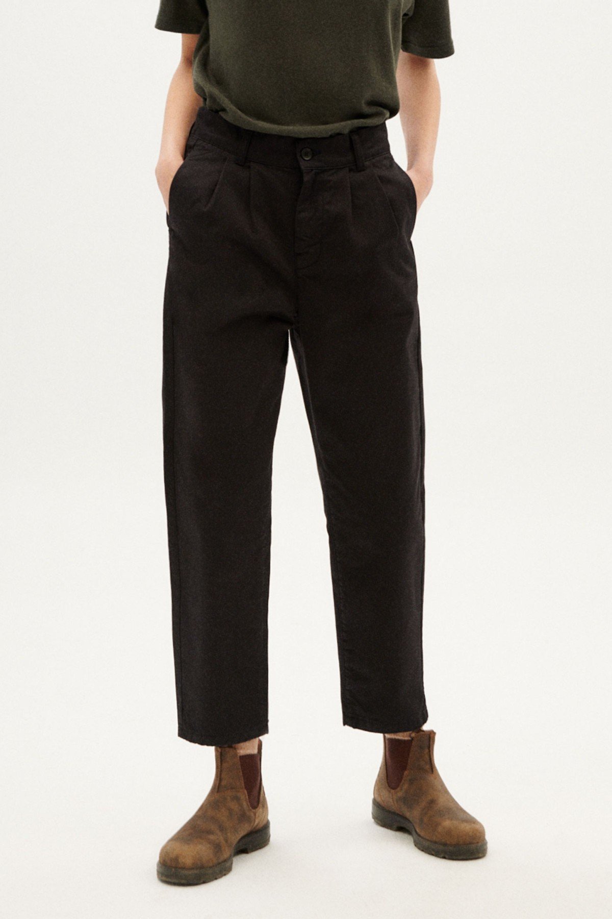 Hose Rina Schwarz von Thinking MU