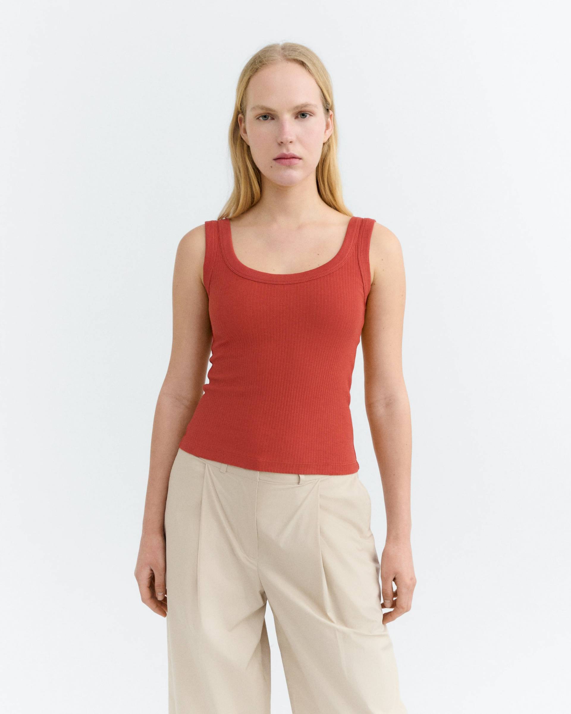 Julia Ribbed Top Red von Thinking MU