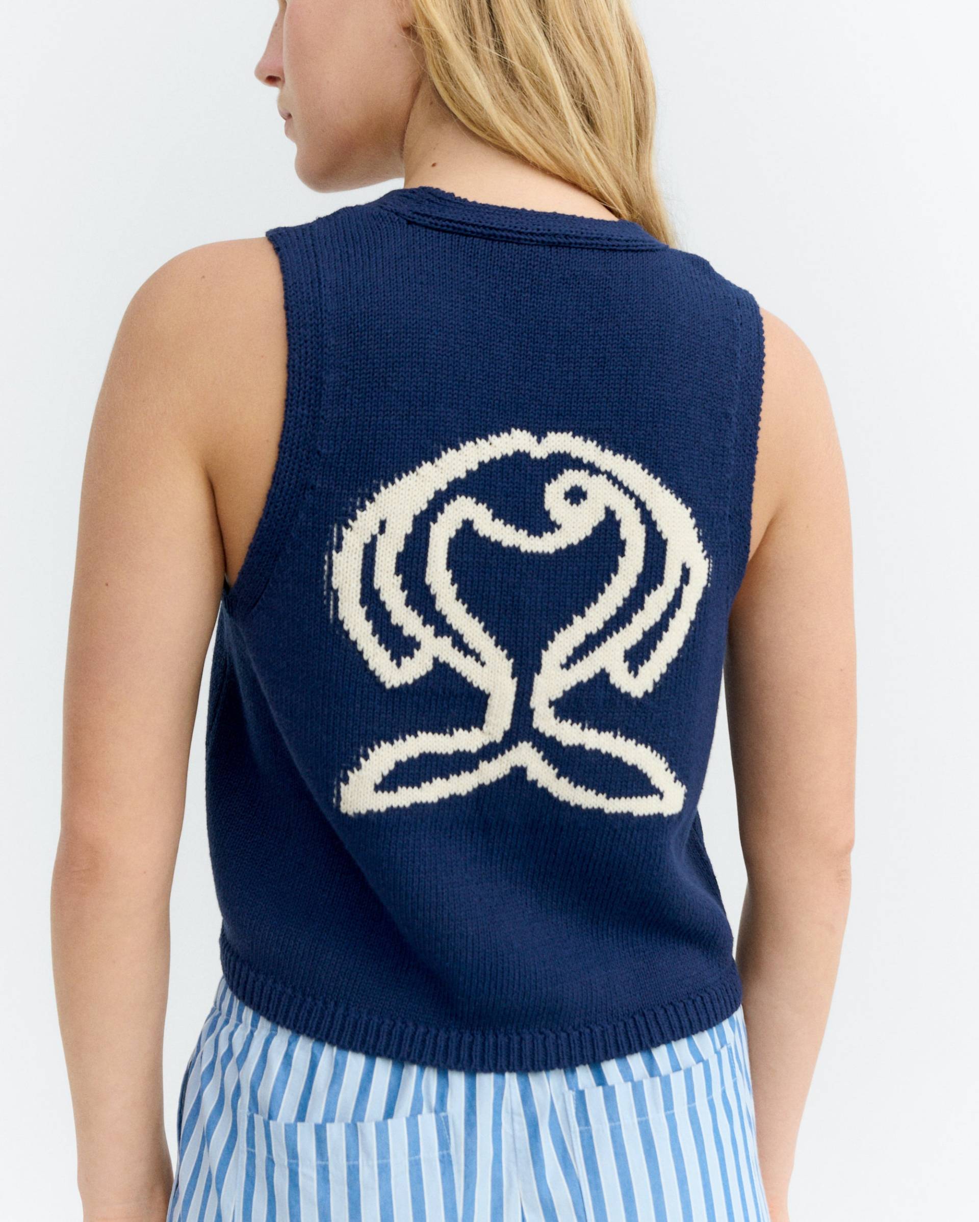 Rob's Vest Fish-Pattern von Thinking MU