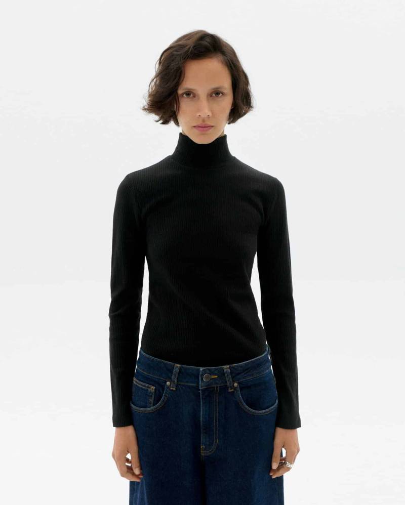 Hanf Longsleeve Modell: Aine von Thinking Mu