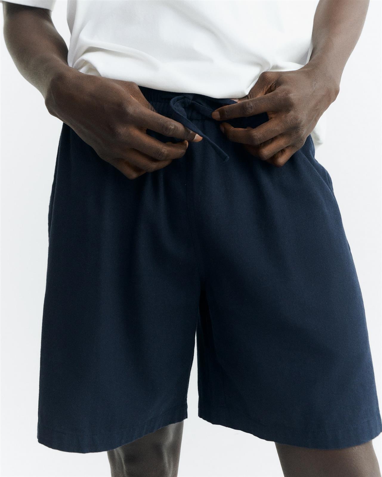 Shorts Modell: Henry von Thinking Mu
