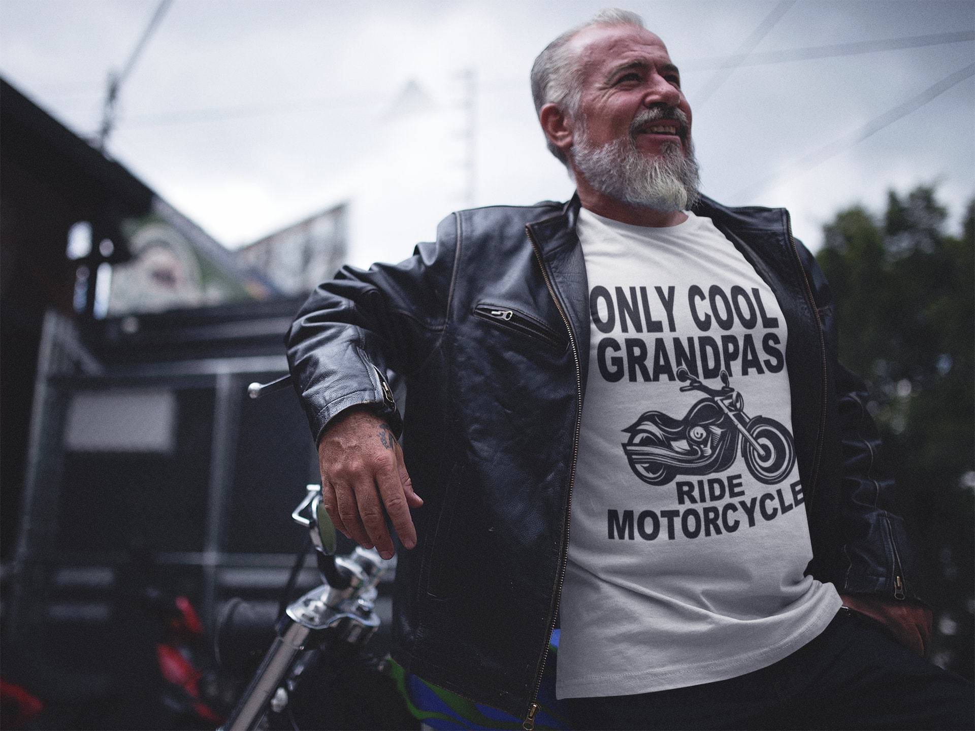 Cooles Opa Motorrad Shirt. Geschenk Für Ihn. Biker T-Shirts. Zum Vatertag. Geschenke. Motorradfahren Shirts von ThinkingOutLoudTees