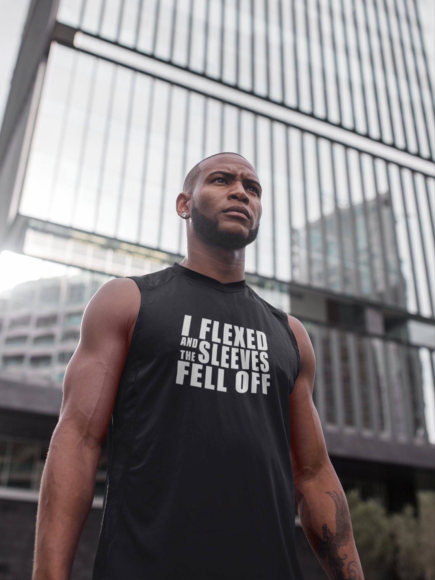 I Flexed & The Sleeves Fell Off Ärmelloses Dri-Fit-T-Shirt Für Herren. Trainings-Shirt. Geschenk Ihn. Workout-Ausrüstung. Gym Süchtiger. Training von ThinkingOutLoudTees