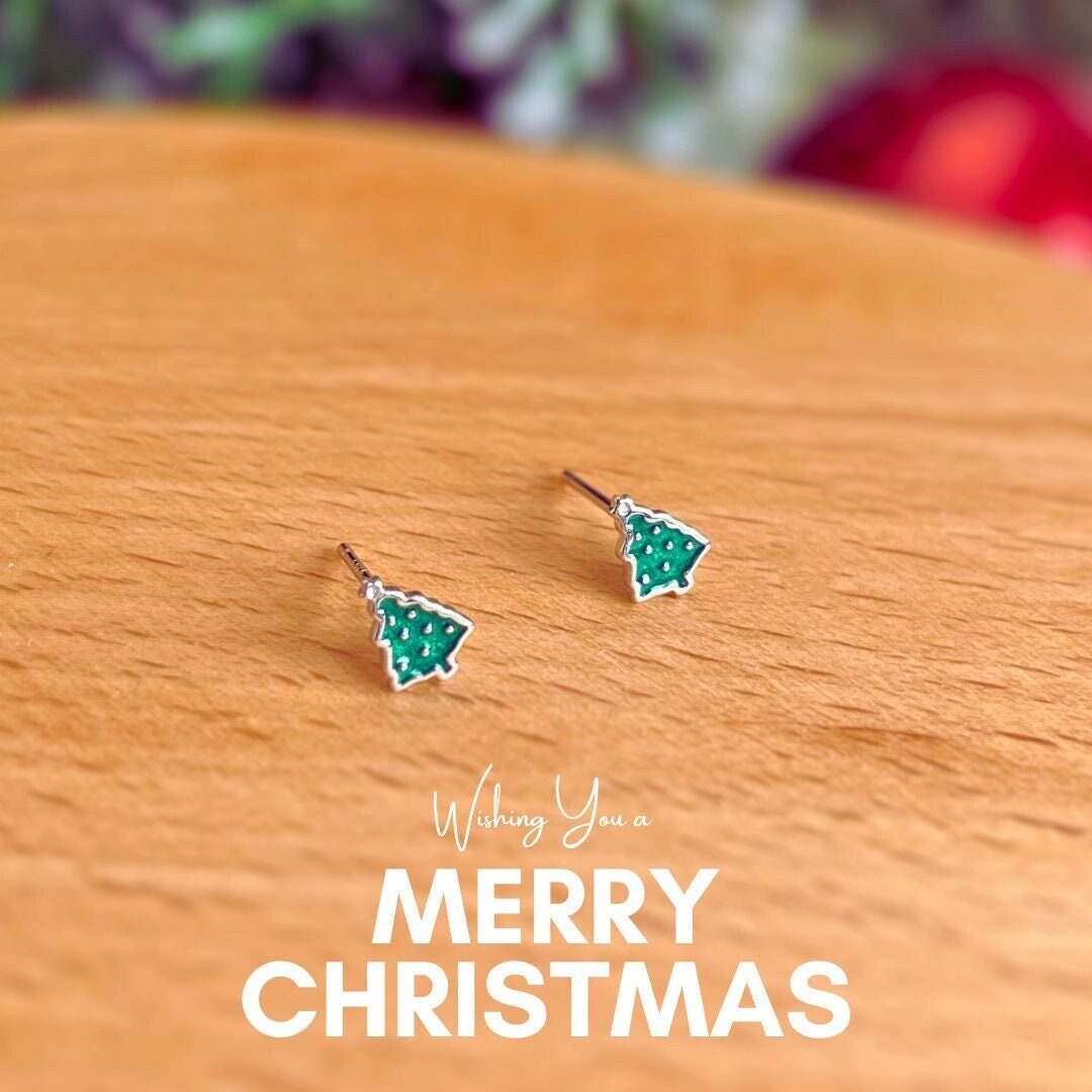 sterling Silber 925 Weihnachtsbaum Ohrstecker Festliche Einzigartige Zierliche Weihnachtsohrstecker Geschenk Für Sie sterling Silber 925 Weihnachtsbaum Ohrstecker Festliche Einzigartige Zierliche Weihnachtsohrstecker Geschenk Für Sie von ThirtyPercentJewelry