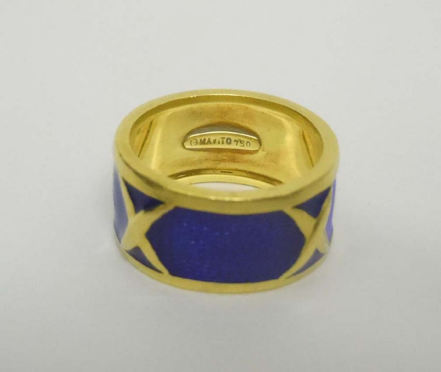 18Kt Gelbgold Blau Guilloche Emaille X Detail Mavito Designer Ring 750 12.4 Gramm von ThisArtGallery