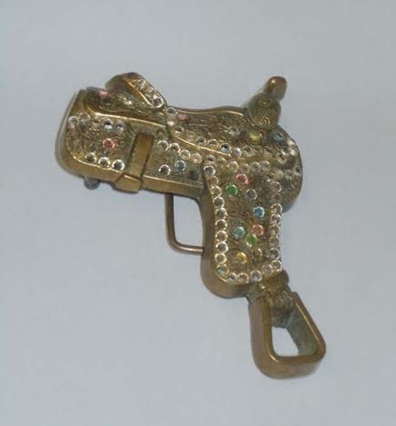 1979 Messing Cowboy Cowgirl Strass Sattel Baron Gürtelschnalle von ThisArtGallery