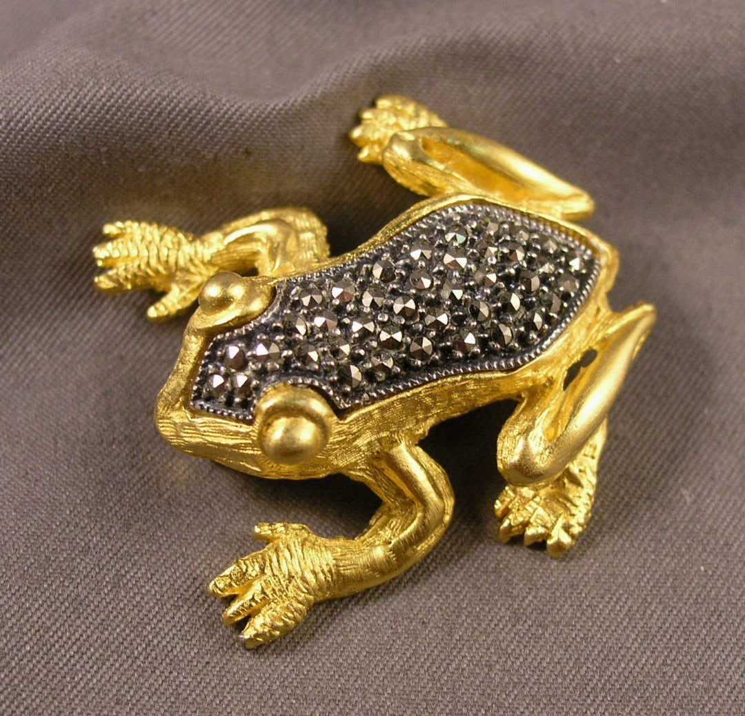 Judith Jack Gold Ton Vermeil Sterling Silber Marcasite Frosch Anstecknadel von ThisArtGallery