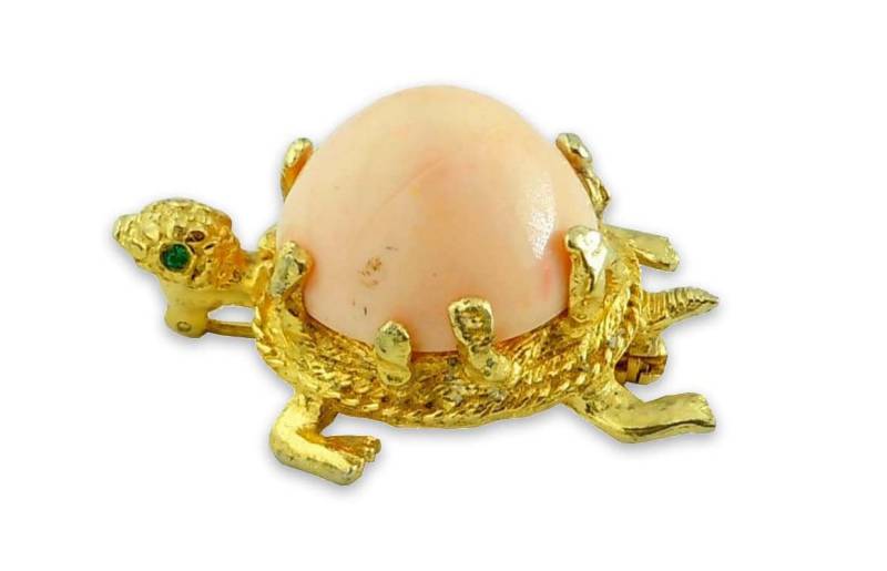 Seltene Pauline Rader Angel Haut Rosa Koralle Cabochon Schildkröte Brosche Grüne Augen Modeschmuck von ThisArtGallery