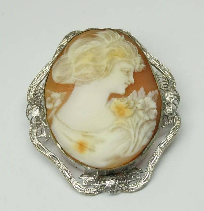 Vintage Filigrane Sterlingsilber Geschnitzt Weibliche Kamee Brosche Pin Bouquet Blumen Corsage von ThisArtGallery