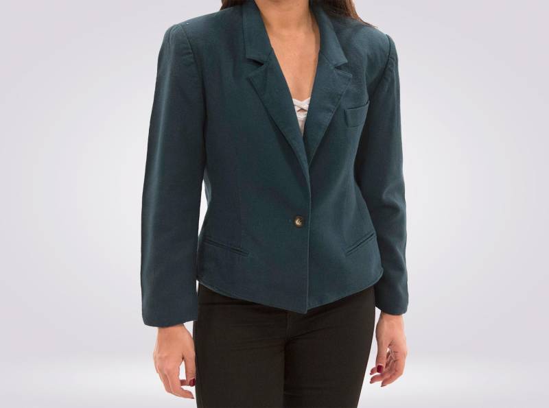 Dunkelgrüner Crop Blazer von ThisDayThatDayShop