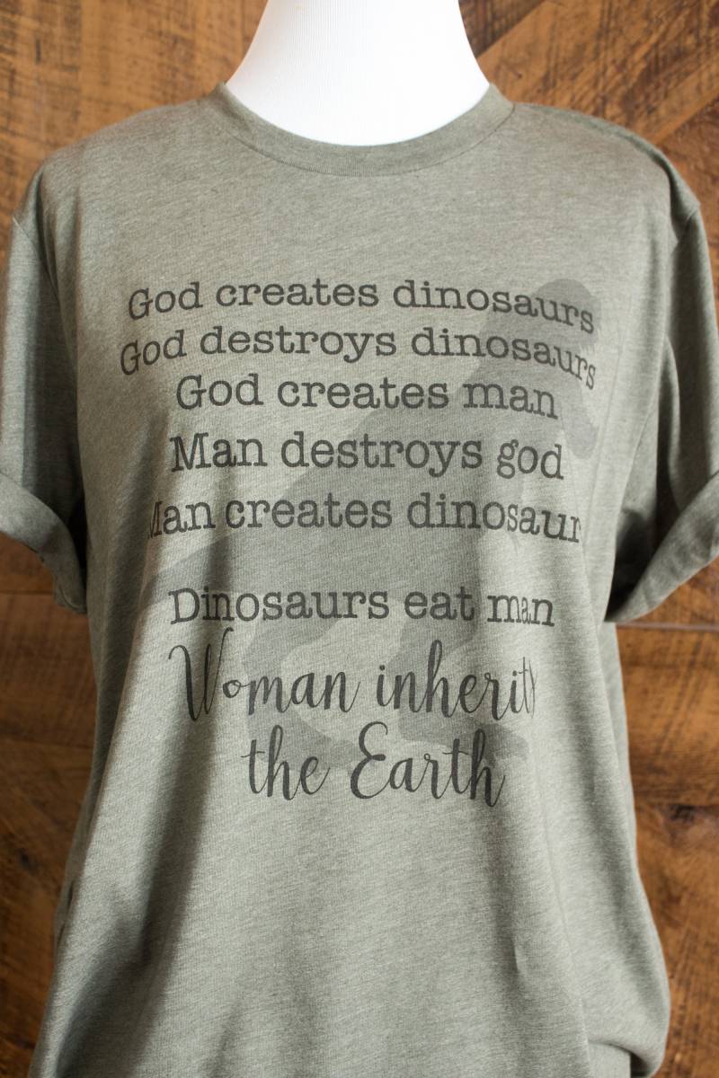 Dinosaurier Essen Mann, Frau Erbt Die Erde T-Shirt Dinosaurier Essen Mann, Frau Erbt Die Erde T-Shirt von ThisJoyfulHomeetc