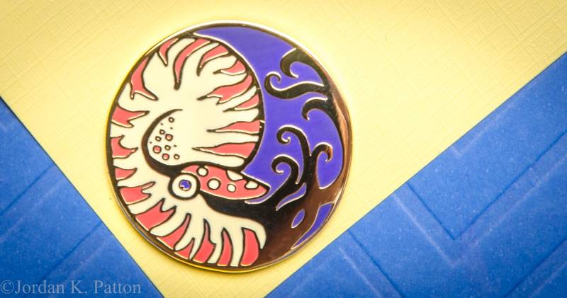 Nautilus Enamel Pin Nautilus Enamel Pin von ThisSideUpCreations