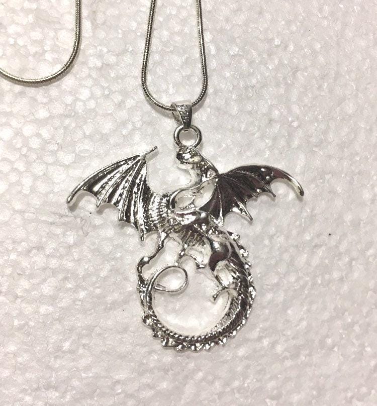 Drachen Anhänger & Kette - Sterling Silber 925 Drachen Anhänger & Kette - Sterling Silber 925 von ThisThatGeek