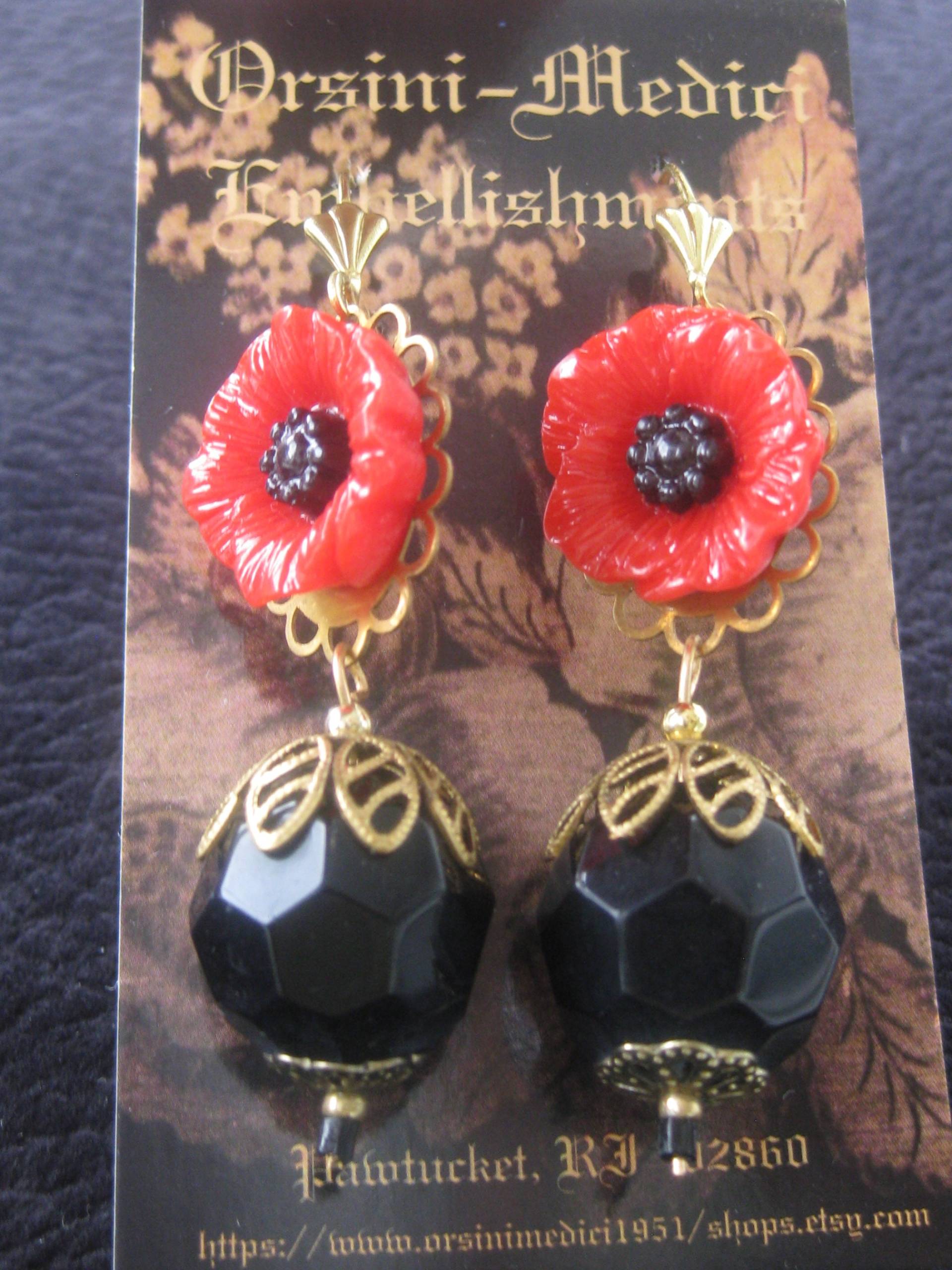 Mohnblume Tropfen Ohrringe Mohnblume Tropfen Ohrringe von ThistleCottageStudio