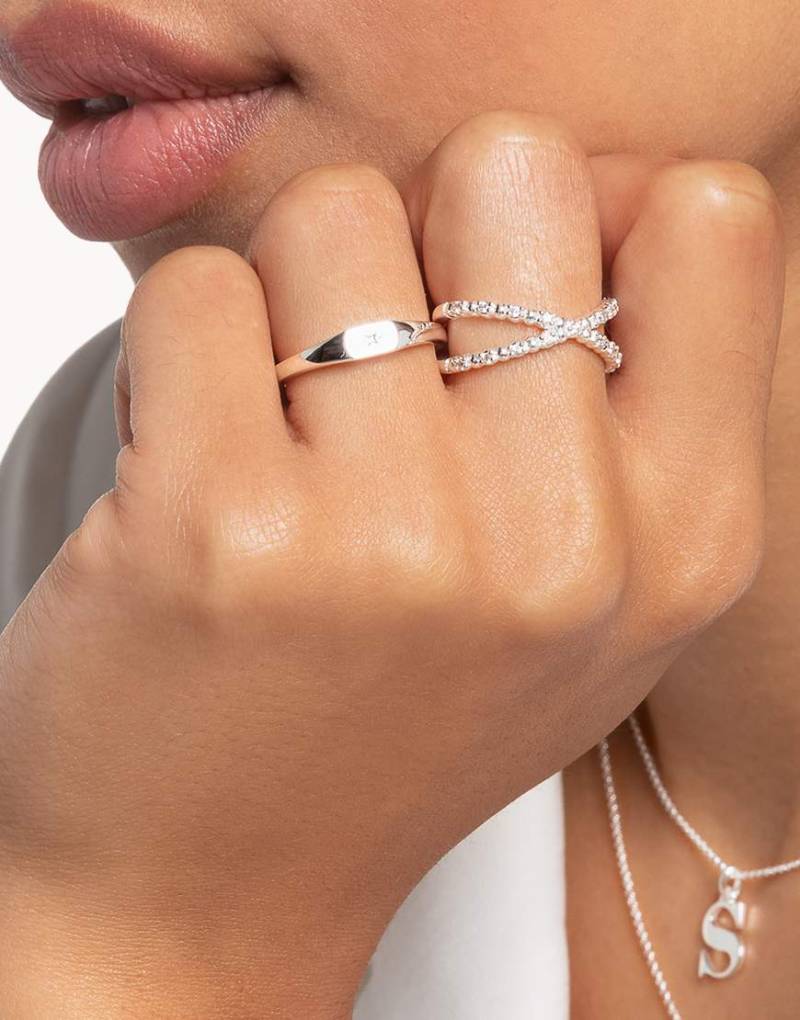 Thomas Sabo - Ring aus 925er Sterlingsilber mit Sterndesign von Thomas Sabo