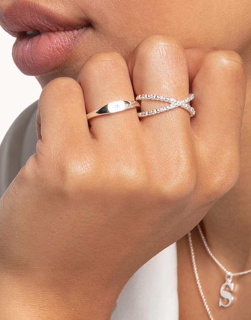 Thomas Sabo - Ring aus 925er Sterlingsilber mit Sterndesign von Thomas Sabo