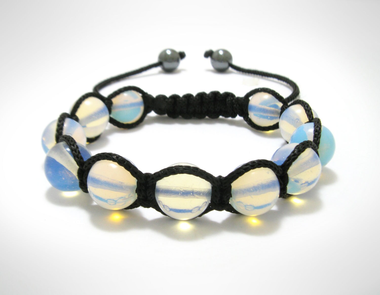 Blass Blauen Mondstein Armband, Perlen Shamballa Resort Wear, Edelstein Perlen, Sommer Funde, Geschenk Für Sie, Freies Schiff von ThommyThaiJewelry