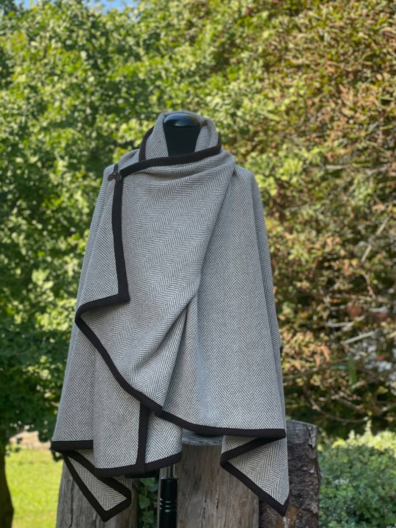 Wikingerkleidung, Rechteckmantel, Mittelalterkleidung, Reenactment, Larp, Fantasy Wikingerkleidung, Rechteckmantel, Mittelalterkleidung, Reenactment, Larp, Fantasy von ThoridsGewandung