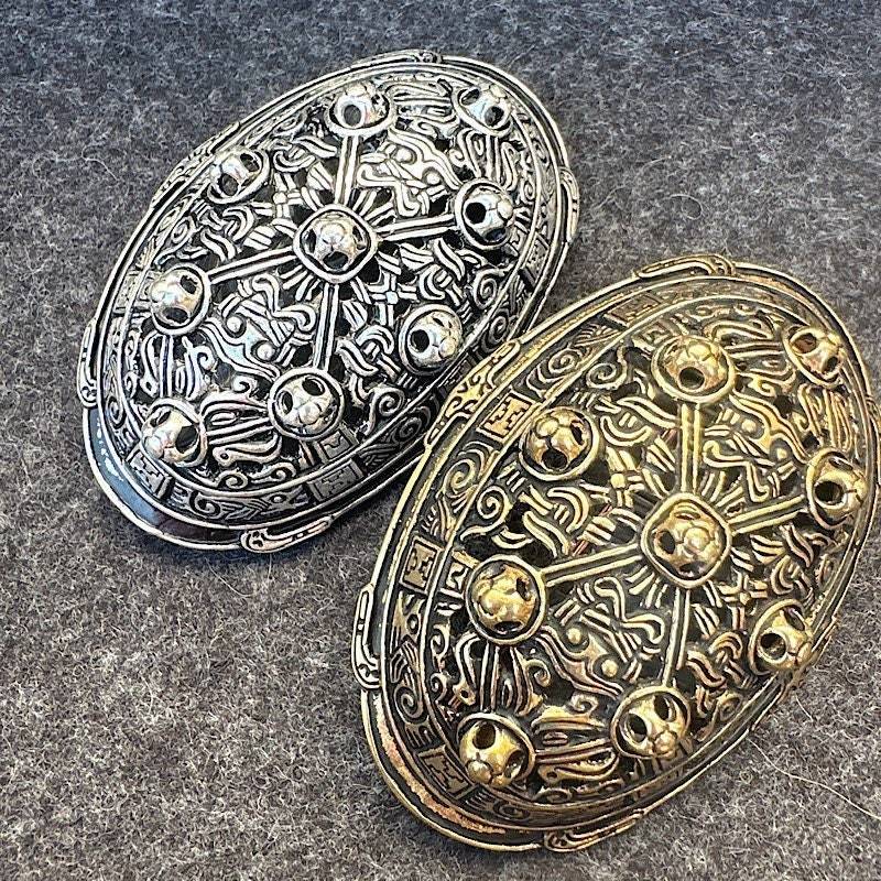 Wikingerschmuck, Buckelfibeln, Schalenfibel, Mittelalterschmuck, Reenactment, Larp Wikingerschmuck, Buckelfibeln, Schalenfibel, Mittelalterschmuck, Reenactment, Larp von ThoridsGewandung