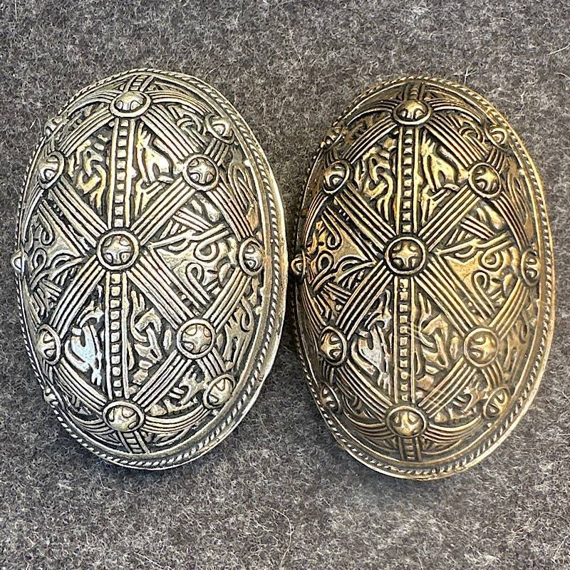 Wikingerschmuck Oseberg, Buckelfibel, Mittelalterkleidung, Reenactment, Larp, History von ThoridsGewandung