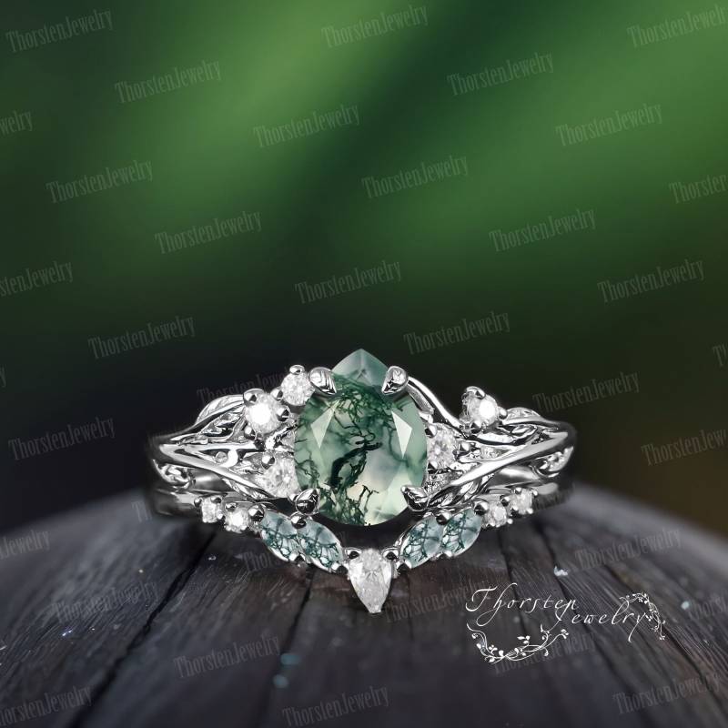 Natural Pear Moss Agate Engagement Ring Sets 14K White Gold Unique Promise Bridal Nature Inspired Leaf Anniversary Gifts von ThorstenOpos