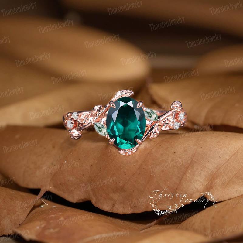 Oval Emerald Engagement Ring Rose Gold Bridal Vintage Leaf Promise Art Deco Green Gemstone Cluster Handmade Jewelry Gift von ThorstenOpos