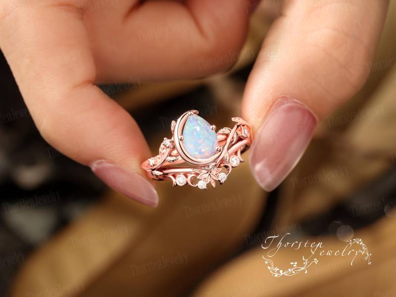 Pear Fire Opal Engagement Ring Sets Solid Rose Gold Promise Moon Bridal Leaf Art Deco Handmade Jewelry Gift For Her von ThorstenOpos